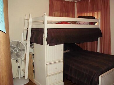 1083 Lockwood Rd, Columbus, OH 43227 - photo 4