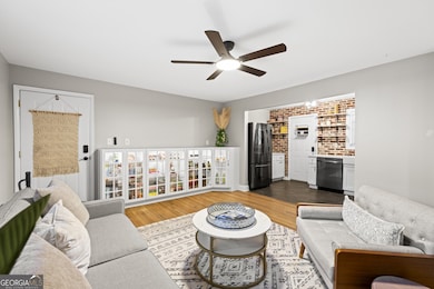 394 6th St NE unit 2, Atlanta, GA 30308 - photo 3