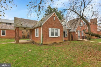 1823 N 15th St, Reading, PA 19604 - photo 2