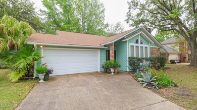 1617 PIne Tassel-28020