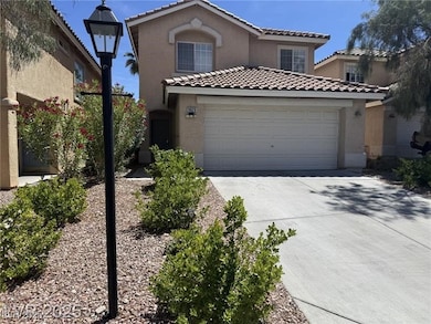 Mediterranean / spanish-style house featuring stuc
