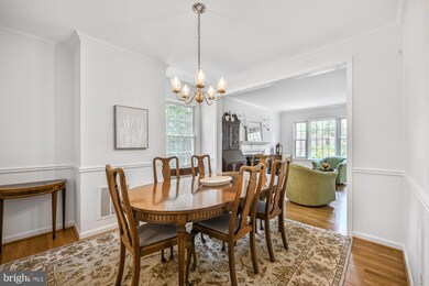 3549 Hamlet Place, Chevy Chase, MD 20815 - photo 5