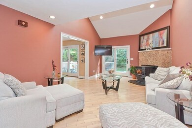 15 Holbrook Ln, Uxbridge, MA 01569 - photo 6