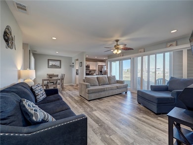 230 Cut Off Rd unit 110, Port Aransas, TX 78373 - photo 2