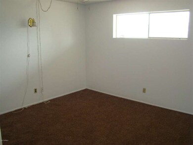 320 E Manhatton Dr, Tempe, AZ 85282 - photo 5