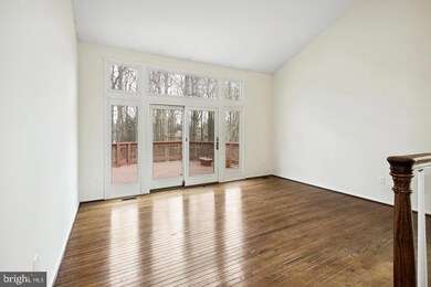 12247 Tildenwood Dr, Rockville, MD 20852 - photo 6