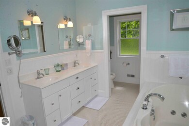 150 Mitchell Ct, Elk Rapids, MI 49629 - photo 5