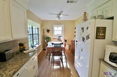 3443 Cherry St, Zachary, LA 70791 - photo 6