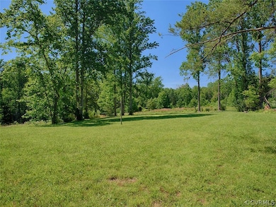 1063 Firehouse Dr, Louisa, VA 23093 - photo 6