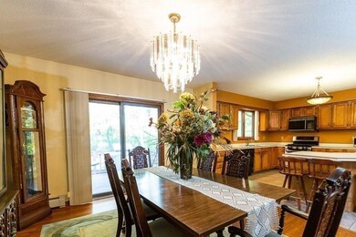 312 Mohawk Dr, Westport, MA 02790 - photo 4