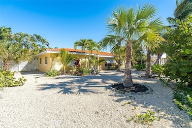 90 N Gulf Blvd, Placida, FL 33946 - photo 3