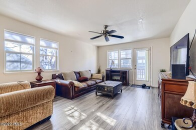 04 Living Room