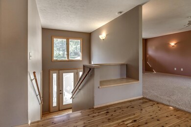 RE_103 Secluded ln-6