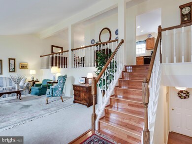 13569 Smallwood Ln, Chantilly, VA 20151 - photo 5