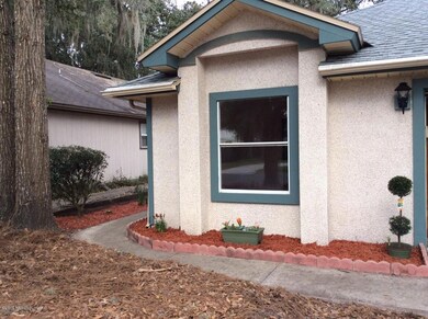 STUCCO FRONT WITH SIDE ENTRY