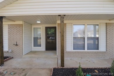 1628 S 5th St, Broken Arrow, OK 74012 - photo 2