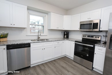 6516 Daverman Ct, Louisville, KY 40228 - photo 6