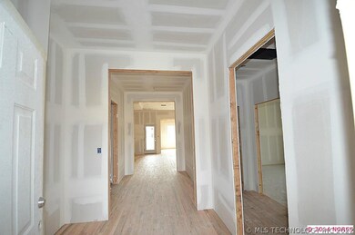 View from front door into Gallery and on into Livi