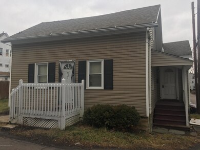 637 Moosic St, Scranton, PA 18505 - photo 5