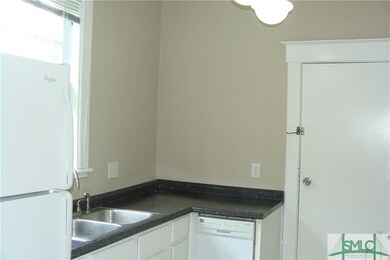 504 E 48th St unit A Lower, Savannah, GA 31405 - photo 6