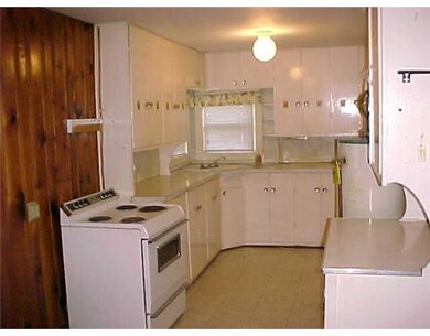 302 S Dixieland Rd, Rogers, AR 72758 - photo 4