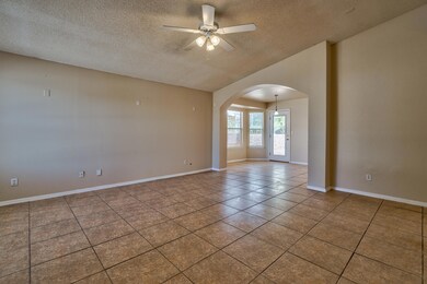 14280 Desert Sunset Dr, Horizon City, TX 79928 - photo 5