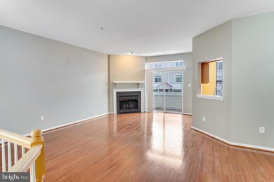 20411 Cool Fern Square, Ashburn, VA 20147 - photo 3