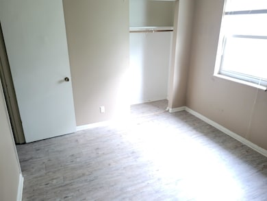 706 Village Ln unit 8, Newburgh, IN 47630 - photo 4