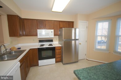 100 Oliver Ct, Purcellville, VA 20132 - photo 6