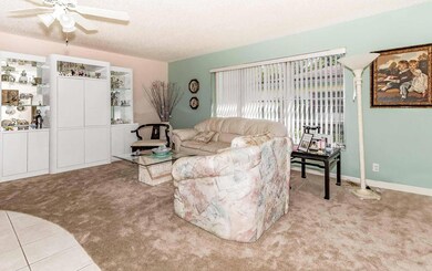 Florida room - Den under air