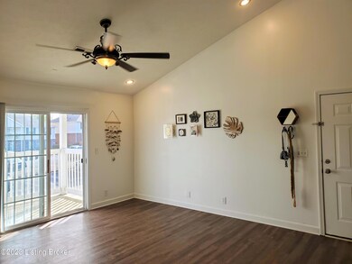 163 Central Blvd unit 65, Mount Washington, KY 40047 - photo 5