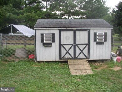 322 Thompson Hollow Rd, Bentonville, VA 22610 - photo 4