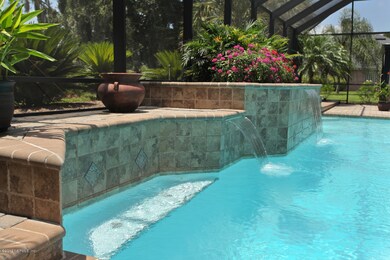Pool fountains
