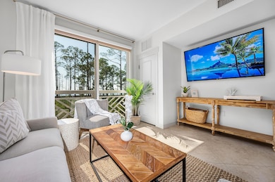 Choctawatchee Bay and sunset views.