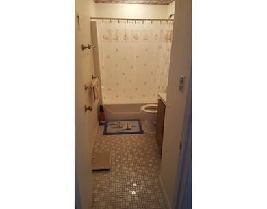 193 Lake St unit 4, East Weymouth, MA 02189 - photo 6