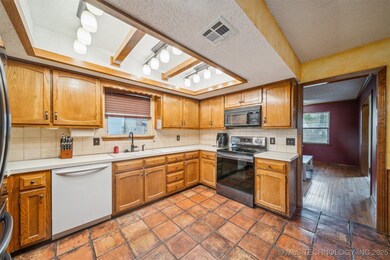 2719 S Gardenia Ave, Broken Arrow, OK 74012 - photo 7