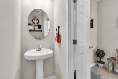 605 Canyon Oak Loop, Richmond Hill, GA 31324 - photo 5