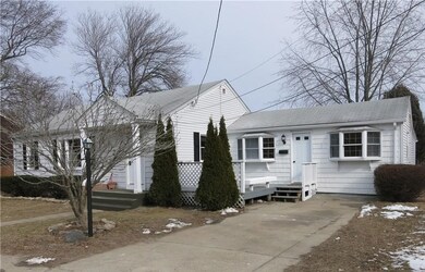 94 Lexington Ave, West Warwick, RI 02893 - photo 2