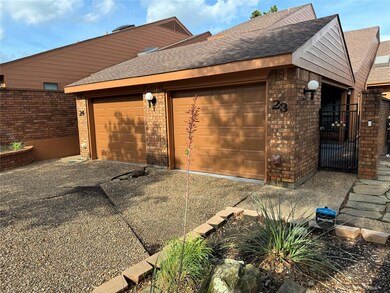 23 Village Green Ct, Denison, TX 75020 - photo 2