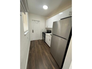 2300 NW 6th St unit 11, Fort Lauderdale, FL 33311 - photo 3