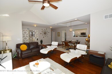 2550 Ridgemont Ct, Toms River, NJ 08755 - photo 5