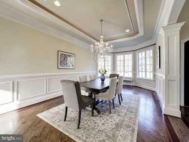 8560 Horseshoe Ln, Potomac, MD 20854 - photo 7