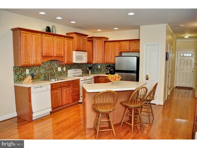 214 Providence Ln, Lansdale, PA 19446 - photo 2