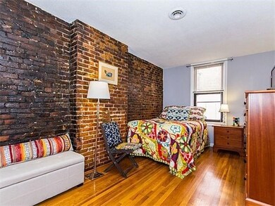 231 Washington St unit 3, Brookline, MA 02445 - photo 5