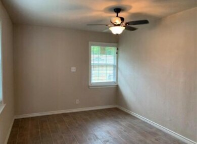 207 Frawley St unit A, Houston, TX 77009 - photo 4