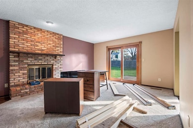 1256 Esther Ct, Iowa City, IA 52240 - photo 5