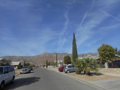 3515 Hamilton Ave, El Paso, TX 79930 - photo 7