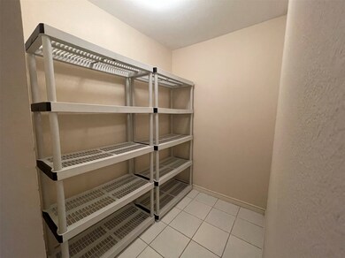 4503 Ravine Dr, Friendswood, TX 77546 - photo 6