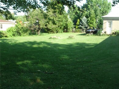 422 N 13th Ave, Beech Grove, IN 46107 - photo 4