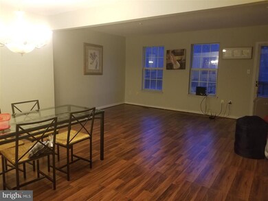 952 Dunloring Ct, Upper Marlboro, MD 20774 - photo 4